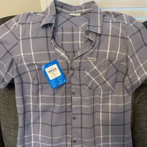 NWT Columbia Women’s button down short sleeve